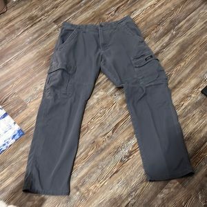 Gray wrangler cargo pants 32x30